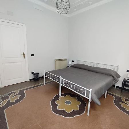 Benny Appartamento 3 Camere Da Letto Ad Uso Esclusivo Genova Aeroporto Buitenkant foto