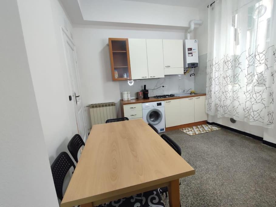 Benny Appartamento 3 Camere Da Letto Ad Uso Esclusivo Genova Aeroporto Buitenkant foto